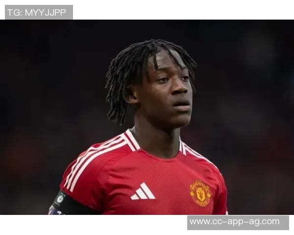 梅努趣味问答揭晓曼联传奇7号之争及最爱黑色球衣的秘密