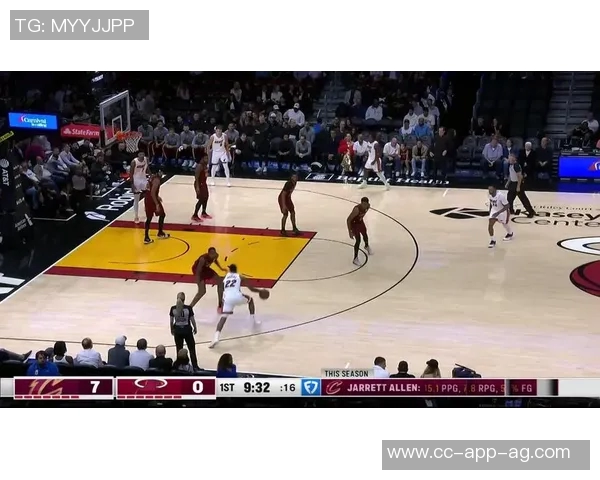 托布绝杀机会被封盖03秒空接再遭重创倒霉透了