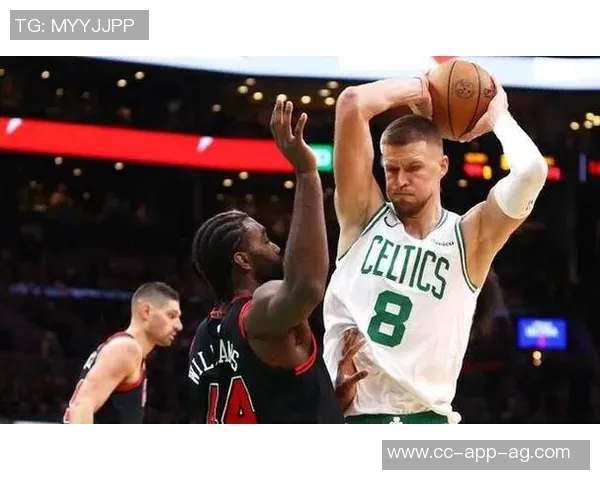 武切维奇绿军首秀表现抢眼11分12板生涯双双次数仅次詹姆斯