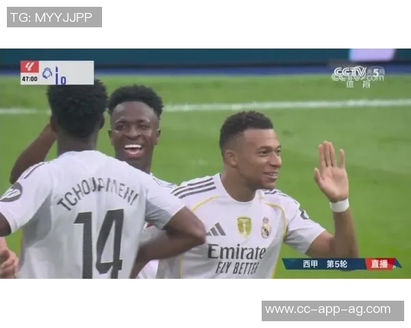 姆巴佩第一时间祝贺维尼修斯获MVP展现体育精神与友谊